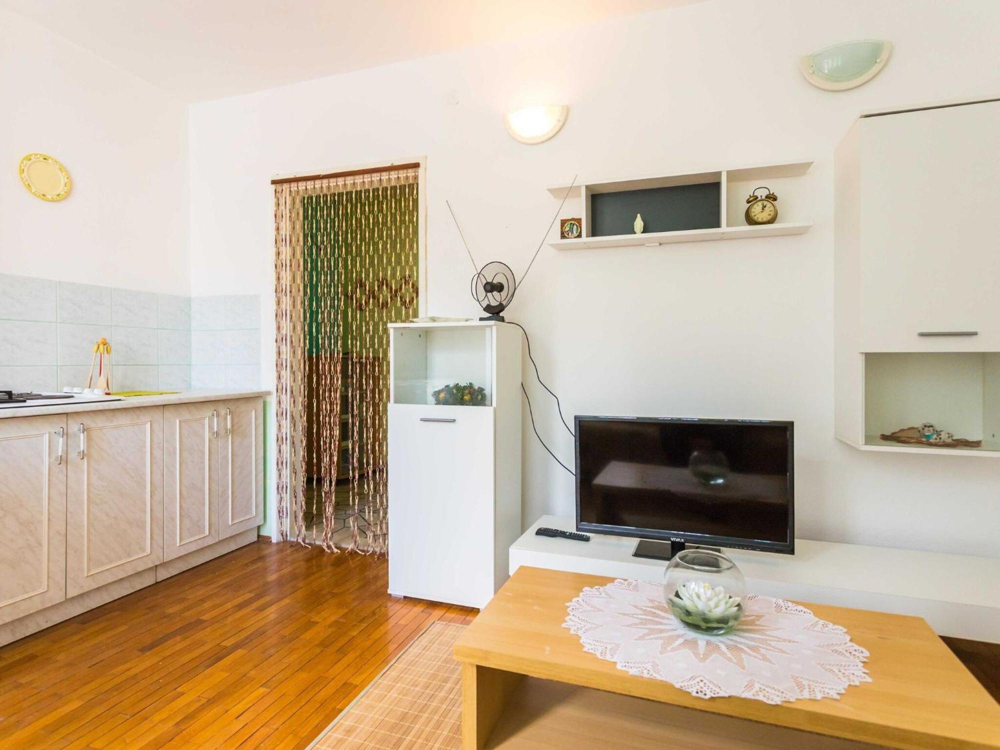 Sany - One Bedroom With Balcony And Sea View *